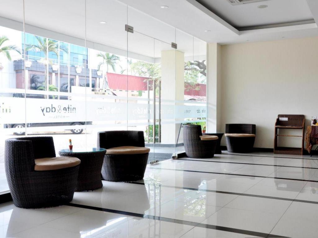 Hotel Nite And Day Batam Jodoh Square Extérieur photo